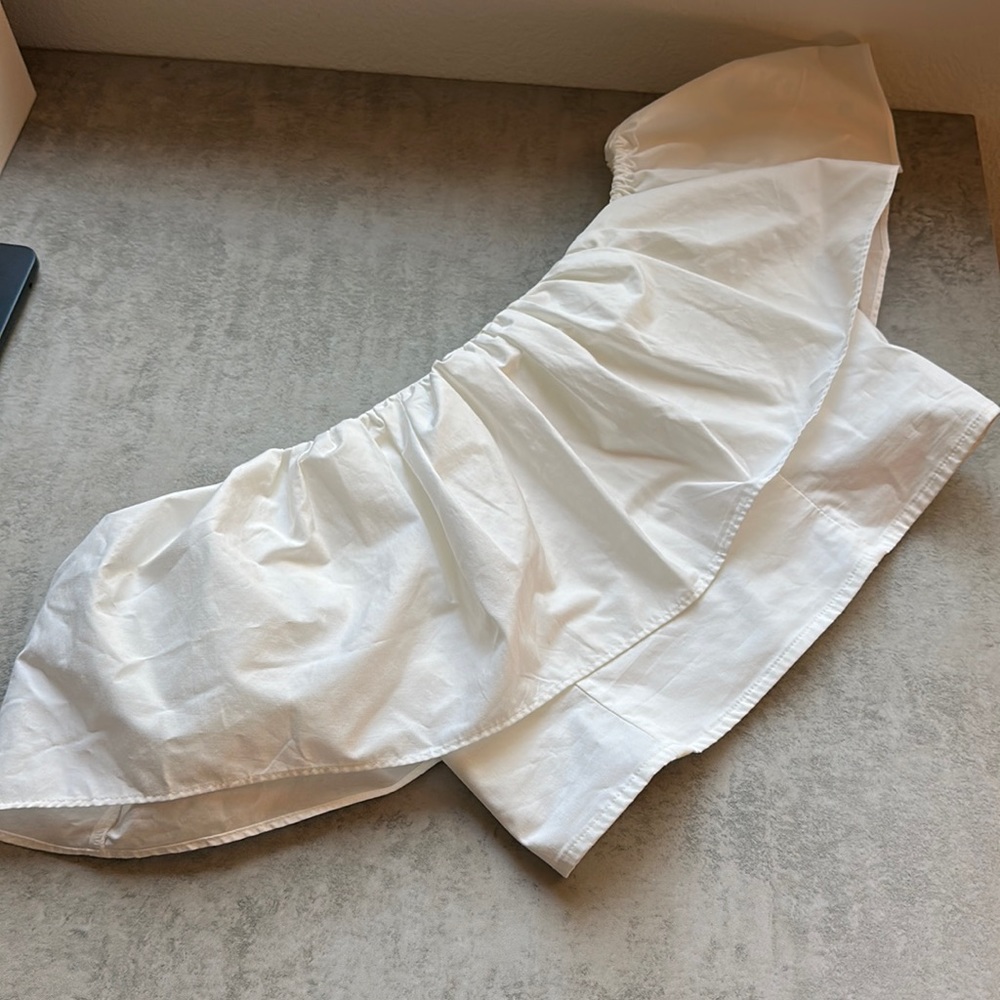 Express White Top
